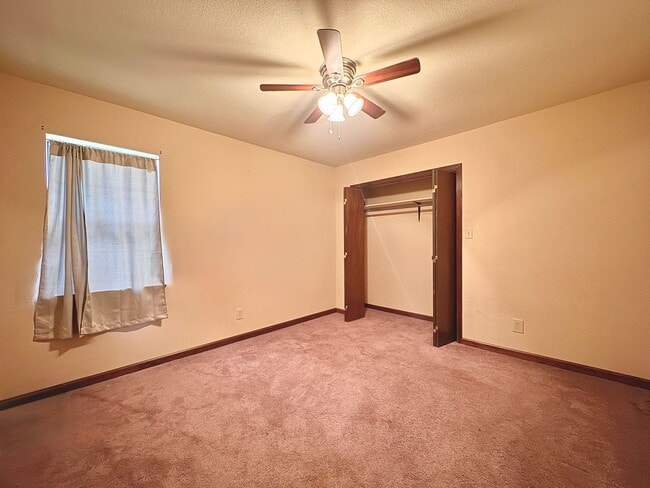 Building Photo - Modern & Spacious • Newly Remodeled • 2 Be...