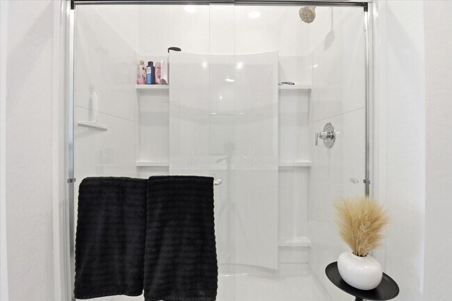 Building Photo - 19295 N Avelino Dr