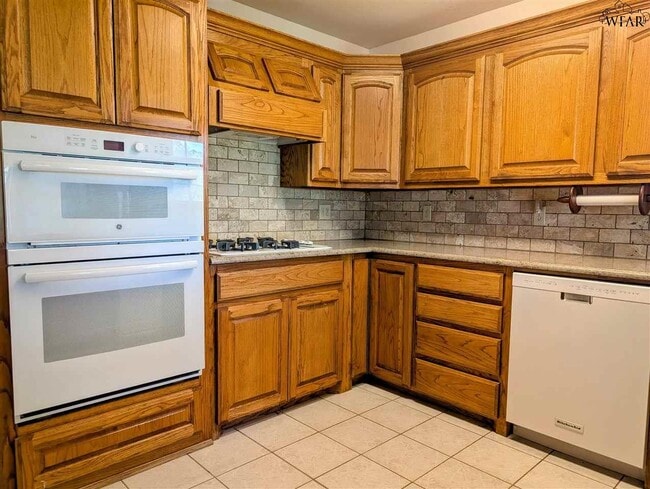 Building Photo - 1431 Cherokee Cir
