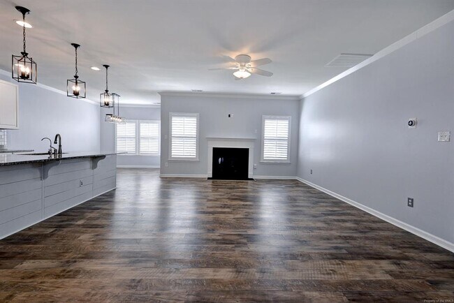 Building Photo - 515 Clement's Ml Trce