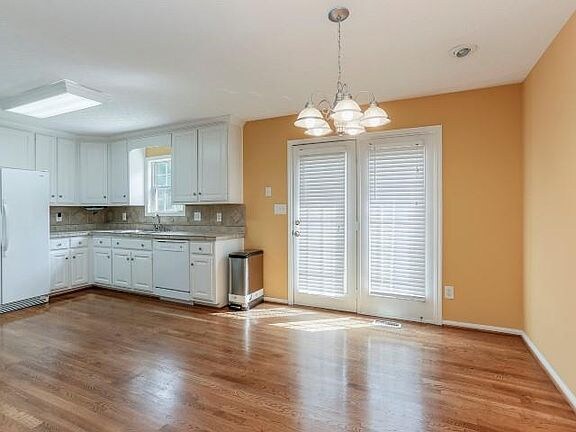 Building Photo - 186 Putter Point Dr