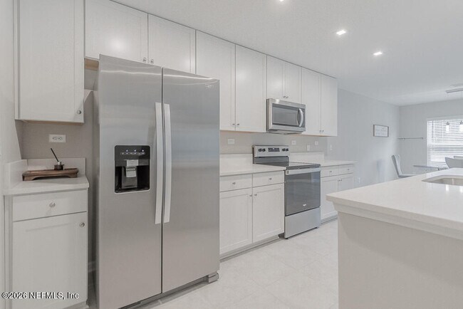 Building Photo - 4948 Big Pine Dr