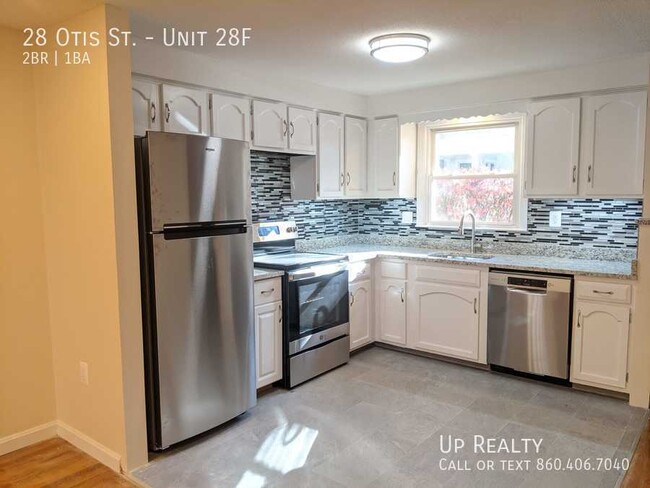 Building Photo - 28 Otis St