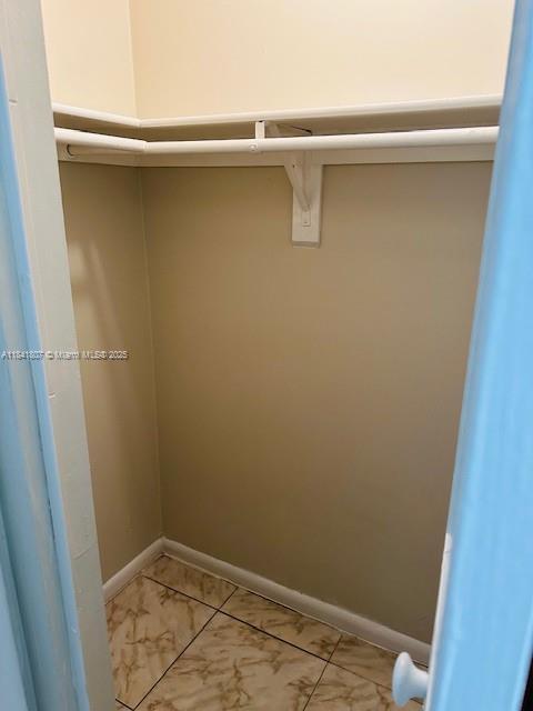 Building Photo - 851 SW 9th St