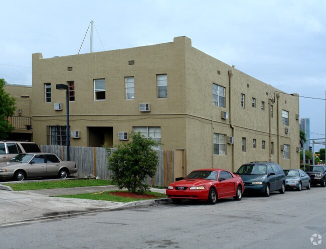 Building Photo - River Edge Apartments