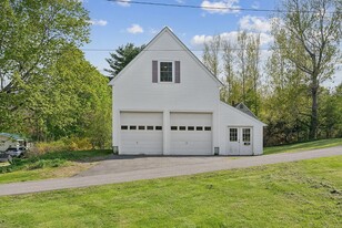 Building Photo - 39 Greenville St