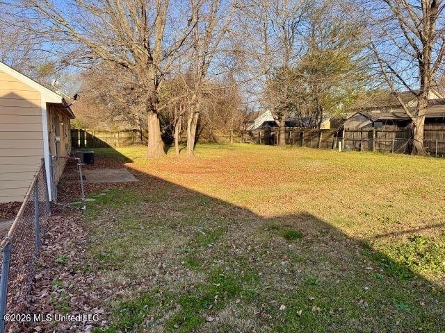 Building Photo - 900 Clarington Dr