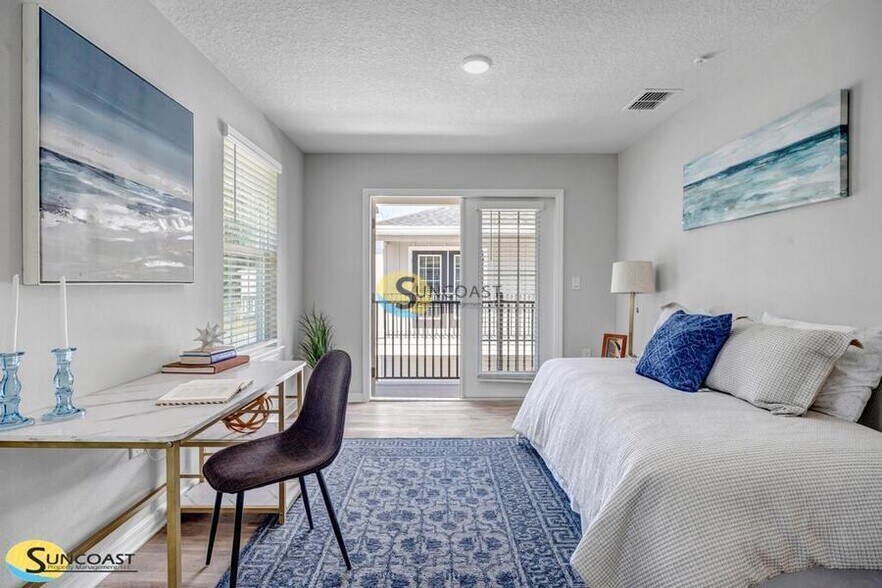 Primary Photo - 3821 SW 43rd Ct