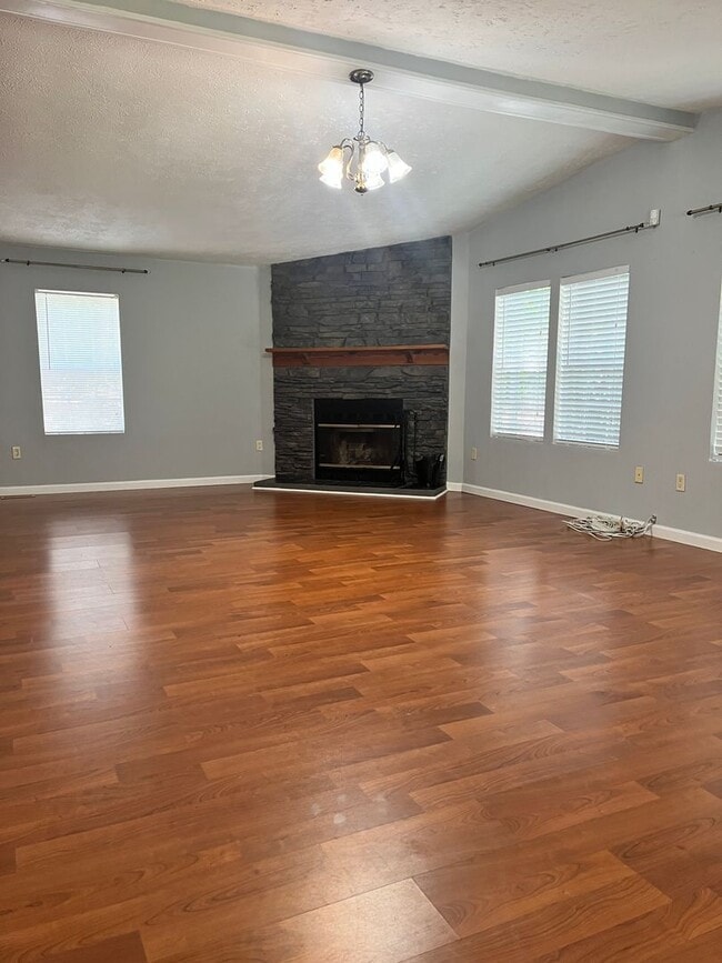Building Photo - Spacious 3BR Home in Franklinton