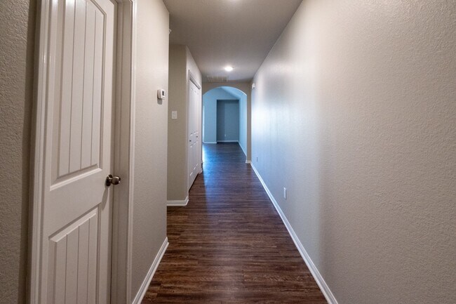 Primary Photo - 17039 Amarose Dr
