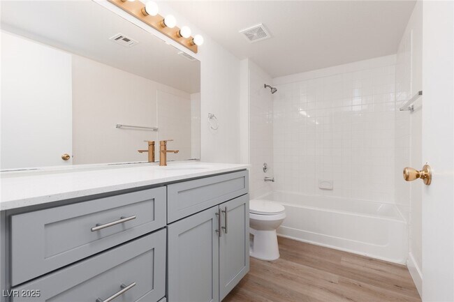 Building Photo - 2300 E Silverado Ranch Blvd