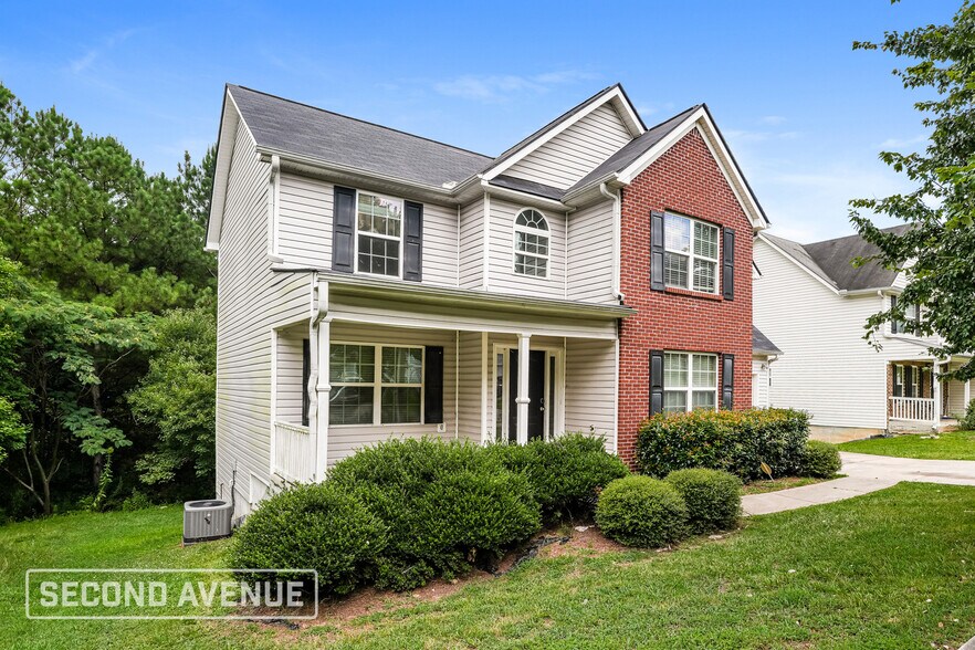 Primary Photo - 3748 White Pine Rd