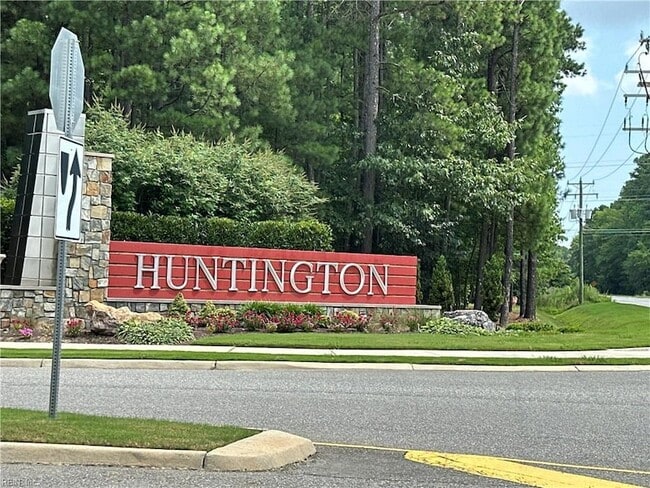Building Photo - 1521 Auckland Ct