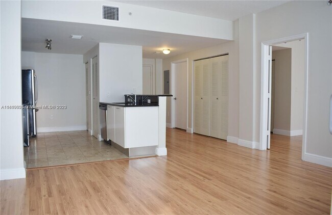 Building Photo - 3339 Virginia St