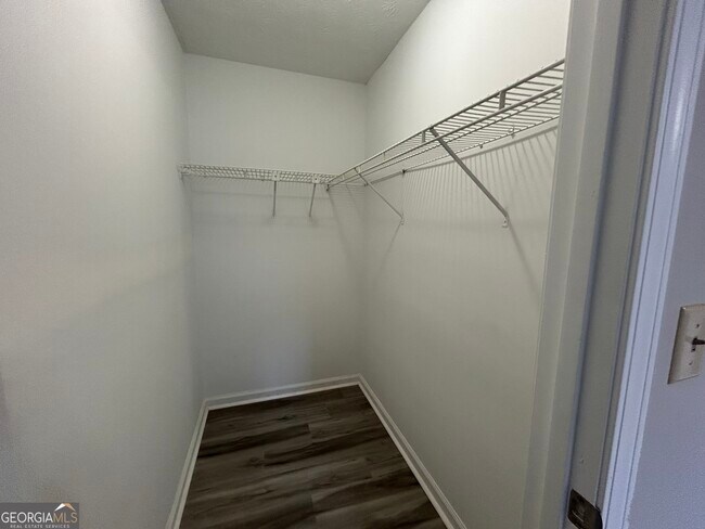 Building Photo - 1014 Kathleen Ct