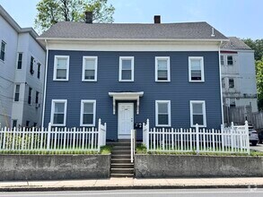 Building Photo - 286 Kimball St