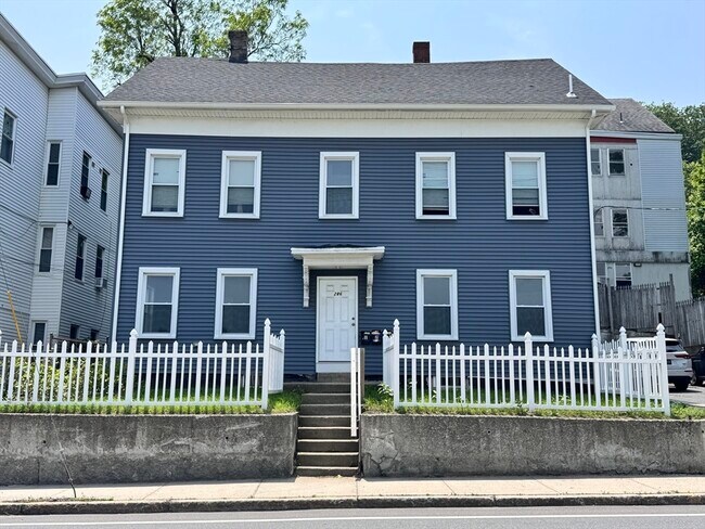 Primary Photo - 286 Kimball St
