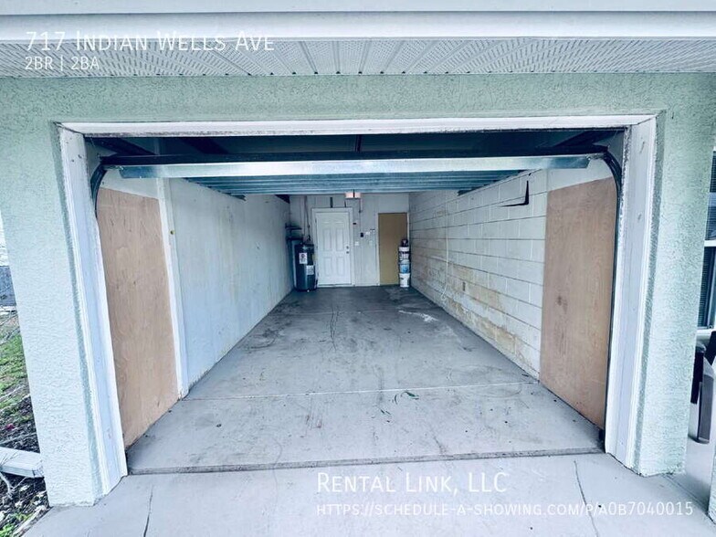 Building Photo - 717 Indian Wells Ave