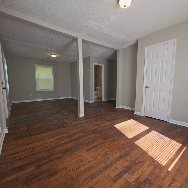 Building Photo - Cozy Home 4 Bed in Druid Hills