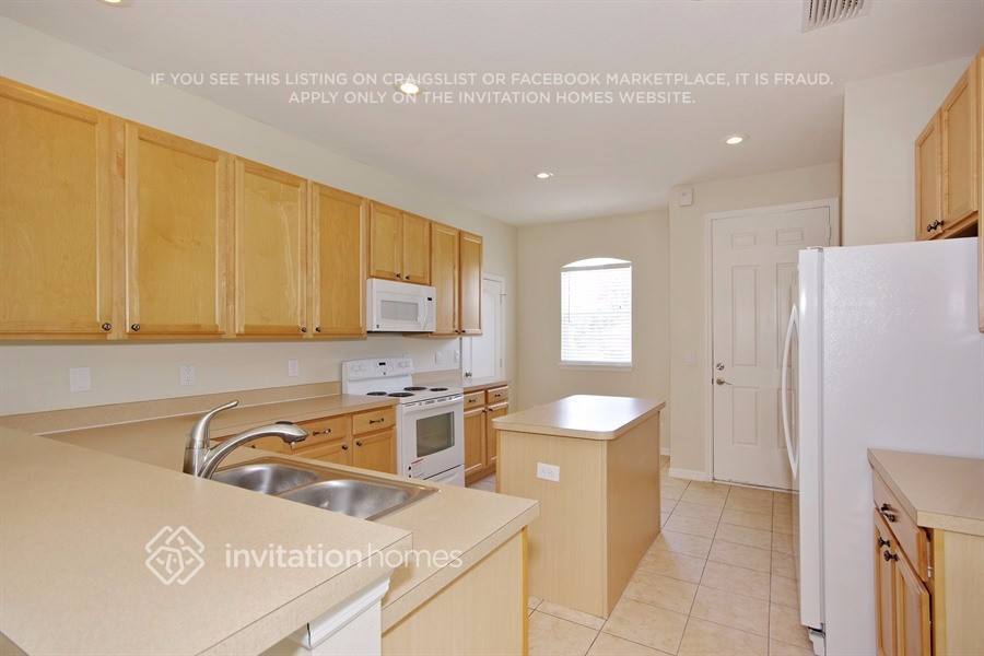 Building Photo - 569 Azalea Bloom Dr