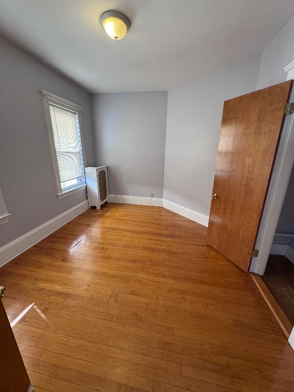 Building Photo - 127 Walnut St