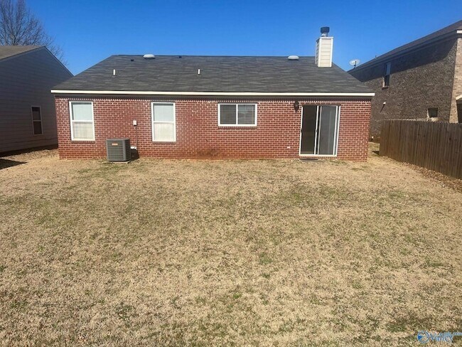 Building Photo - 202 Harold Murphy Dr