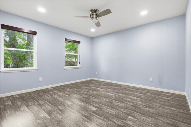 Building Photo - 5347 Rutherglenn Dr