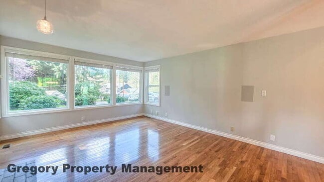 Building Photo - First Time Rental! Newly Remodeled 3bed 2bath Super clean home in top condition. Just under 1 acr...