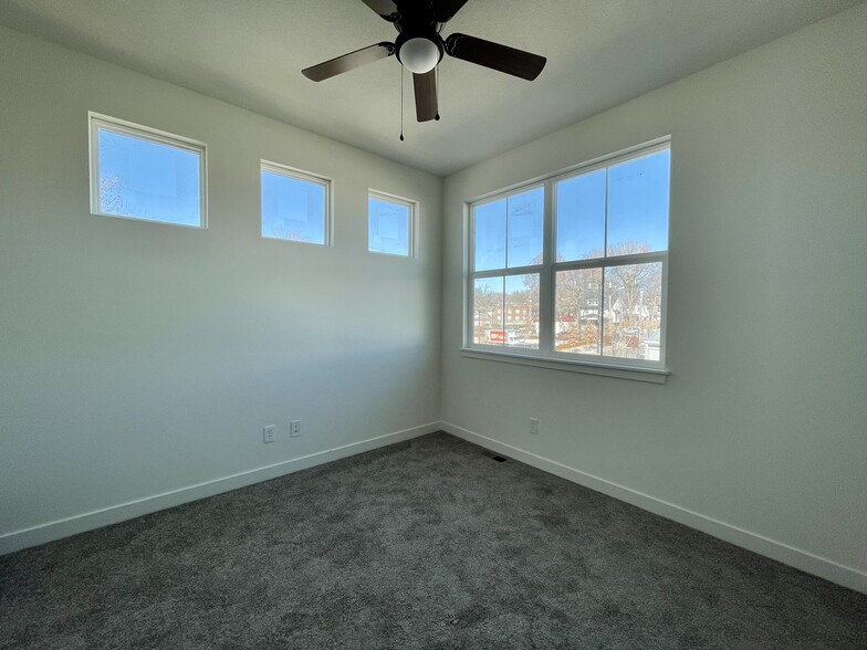 Building Photo - 4315 Holly St