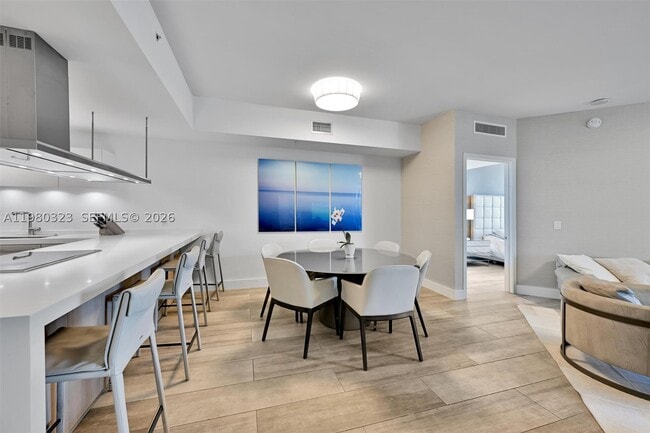 Building Photo - 17111 Biscayne Blvd