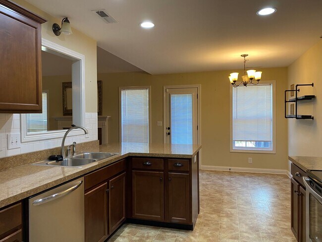 Building Photo - Great Location!! Beautiful Partial Brick H...