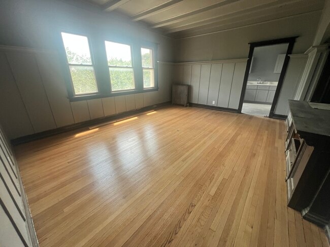 Building Photo - 4958 S Michigan Ave