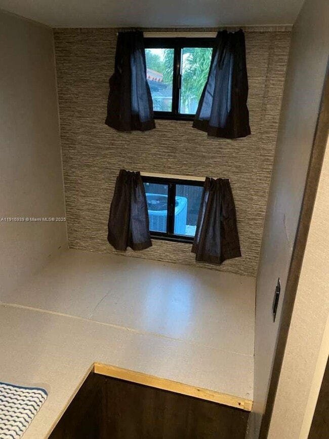 Building Photo - 25236 SW 133rd Ave