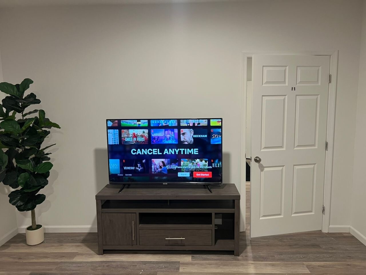 Building Photo - 2398 Tree Vista Ct