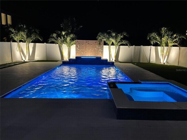 Building Photo - 6160 Hamlin Reserve Blvd