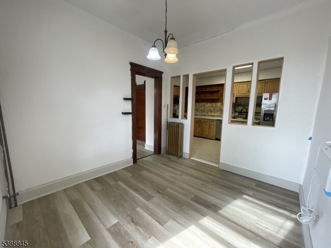 Building Photo - 237 Park Ave