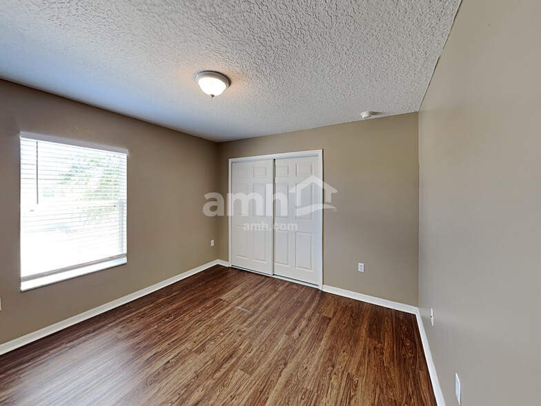 Building Photo - 309 Verdi St