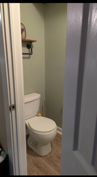 Building Photo - 16020 Union Rd