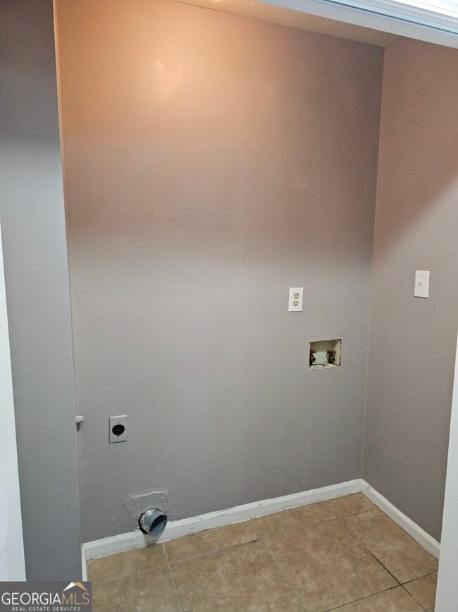 Building Photo - 218 Preston Cir