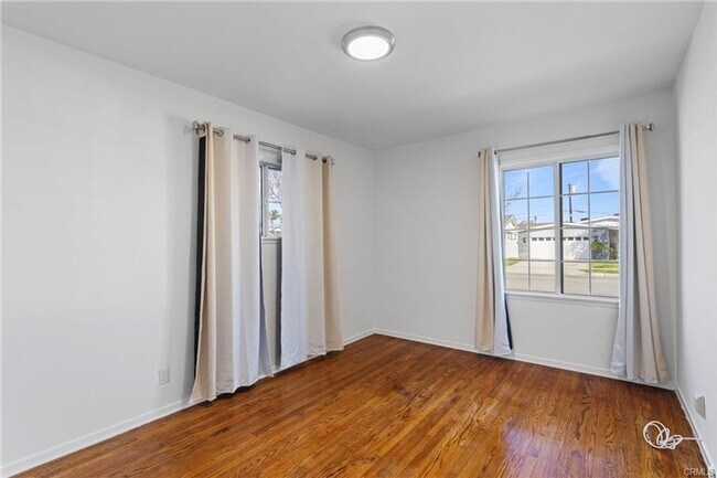Building Photo - Spacious 4BR House in Torrance