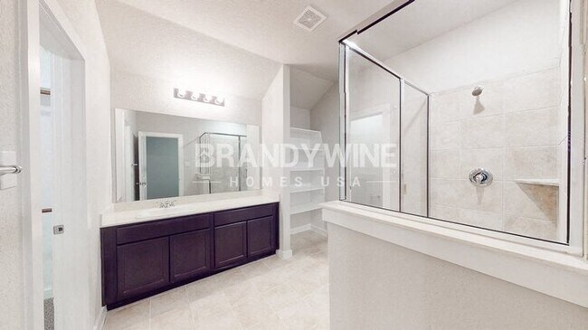 Building Photo - 10313 Ida Gdn Wy