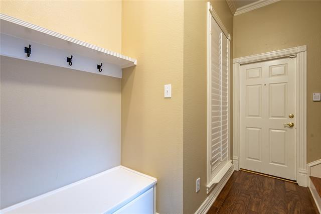 Building Photo - 325 Highland Oaks Cir