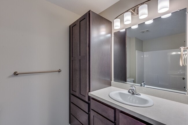 Building Photo - lease in Zimmerman:  3bd 2ba 2car garage townhome