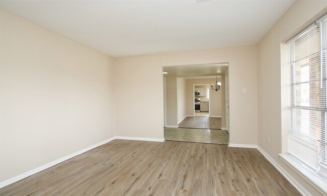 Building Photo - 6406 Ashton St