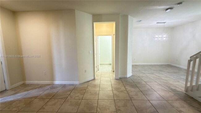 Building Photo - 10337 W 34th Ln