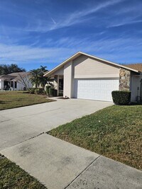 Building Photo - 13100 Brookshire Lake Blvd