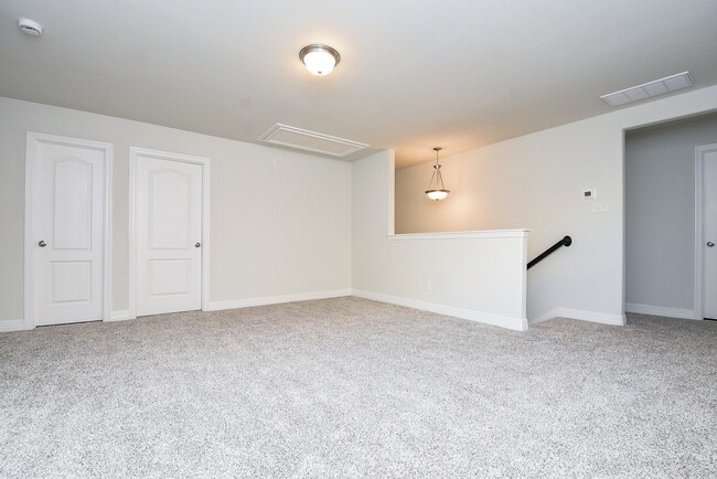Building Photo - 27131 Grey Fox Run