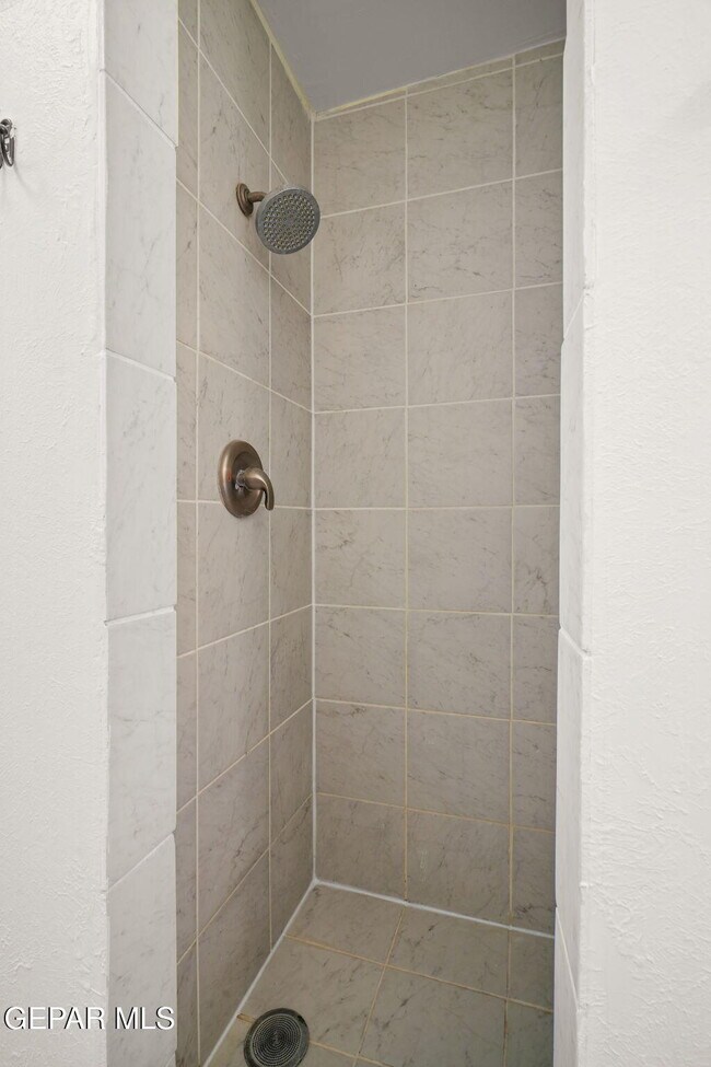 Building Photo - 5313 Bastille Ave