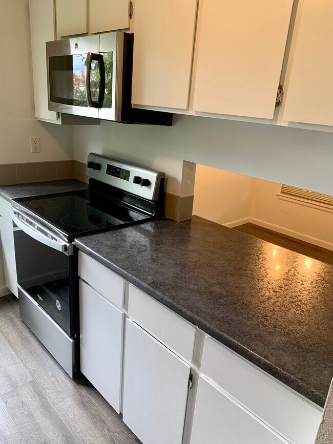 Building Photo - 12626 Ne 118th St, Apt 3