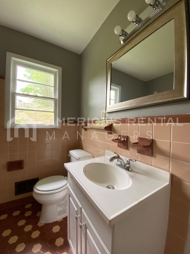 Building Photo - Home for Rent in Birmingham!!! Available t...